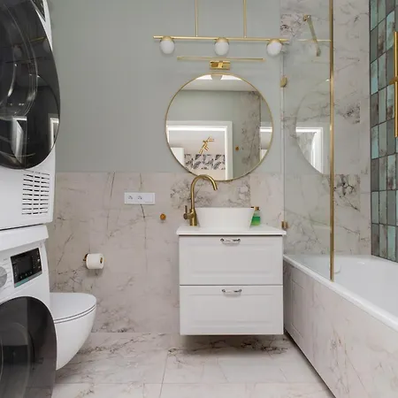 Daire Glow Apartments, Letnica - Szesc Letnica